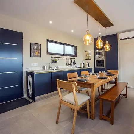 Le Belvedere-design-piscine-vue-gaillac